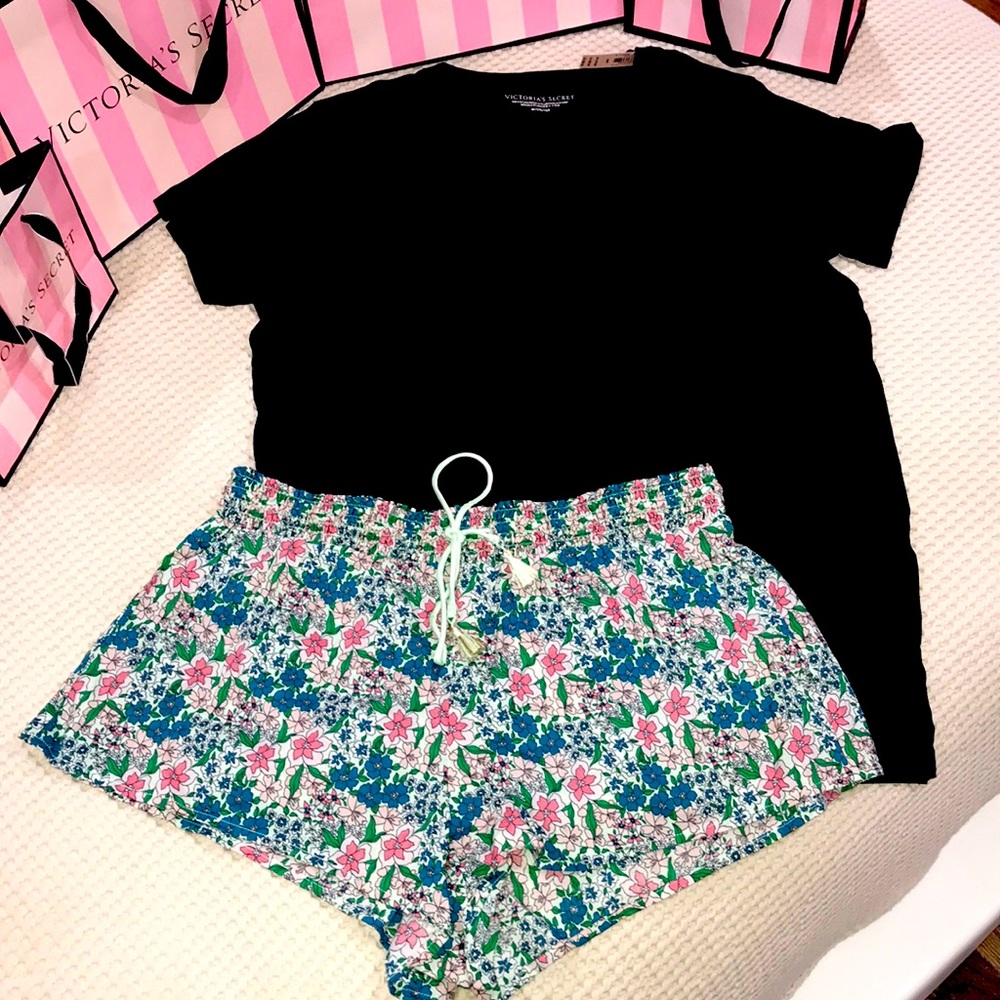 NWT Victoria’s Secret Cotton Pajama Set Medium
